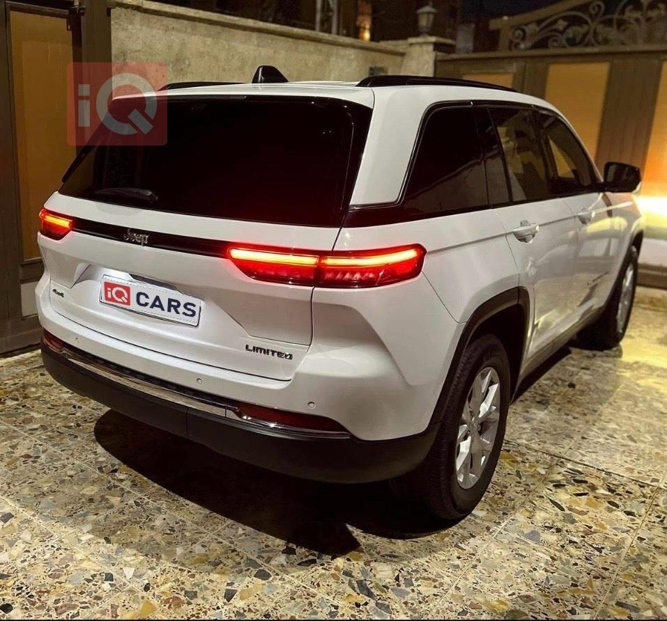 جيب جراند شيروكي